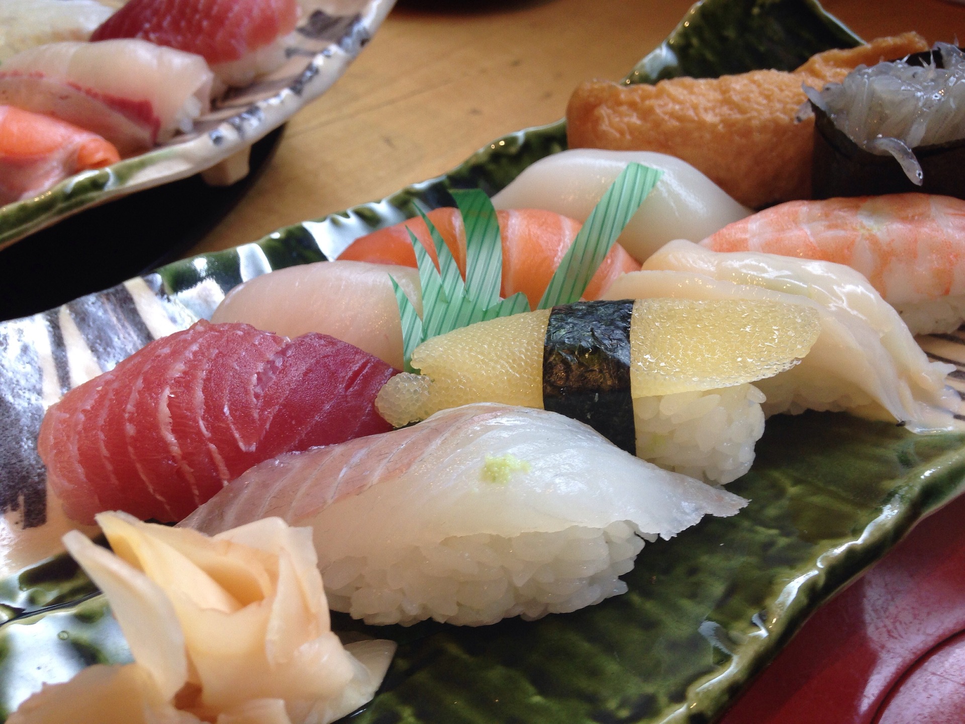 ซูชิ-เมนูอาหารญี่ปุ่น-น่ากิน-ประวัติยาวนาน